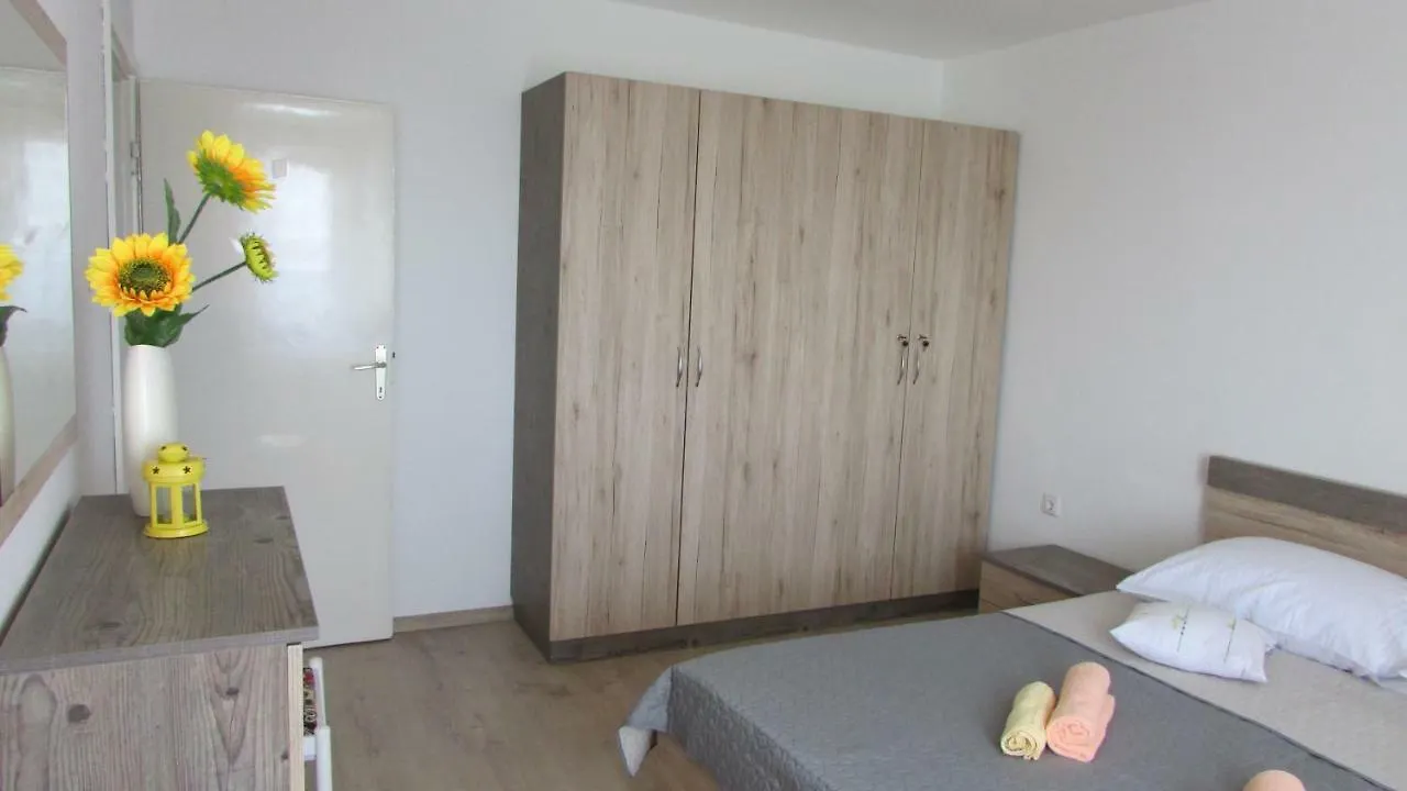 Apartment Milica Rab Town